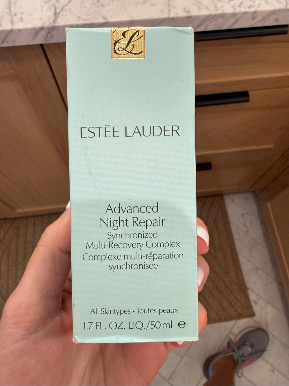 Estée Lauder Advanced Night Repair Serum - Mint Green & Gold